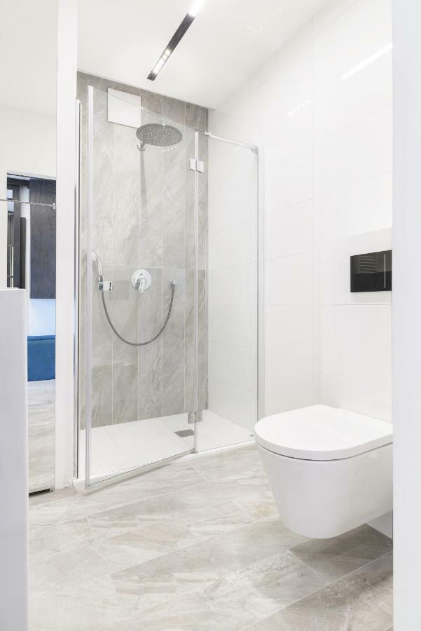 Perfectely Located Stay With Free Parking Poznań Exterior foto
